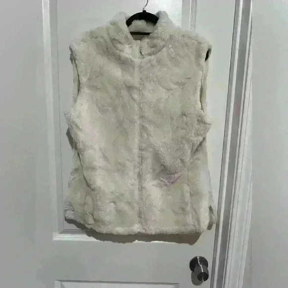 Size Large Coldwater Creek Off White Vest-Lined-Zip Front-Faux Fur Pattern - Picture 1 of 4